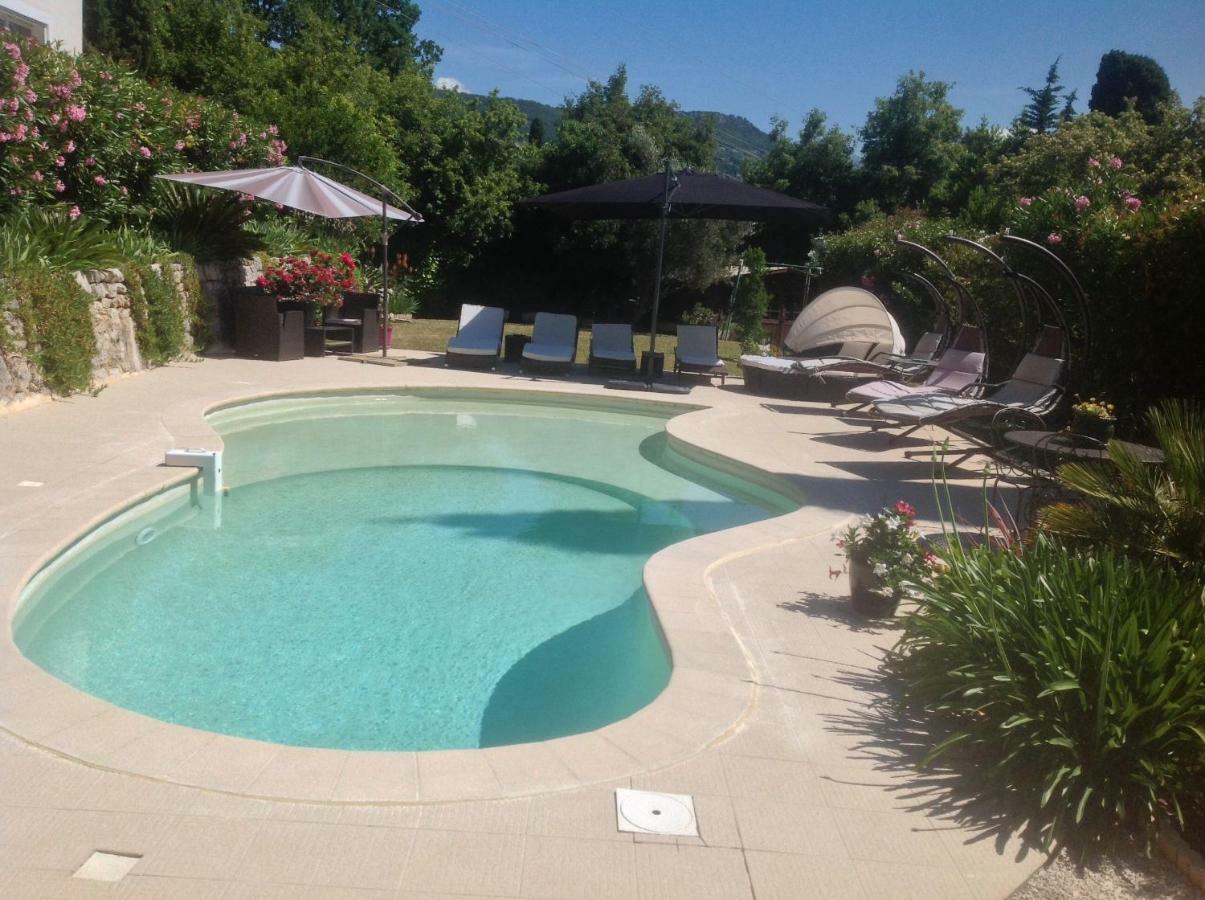 Villa " Des 2Ll " Grasse Luaran gambar